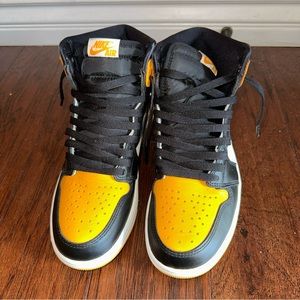 Nike Jordan 1 Taxi Size 9